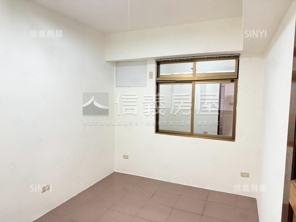 仁愛巨星～巨房屋室內格局與周邊環境