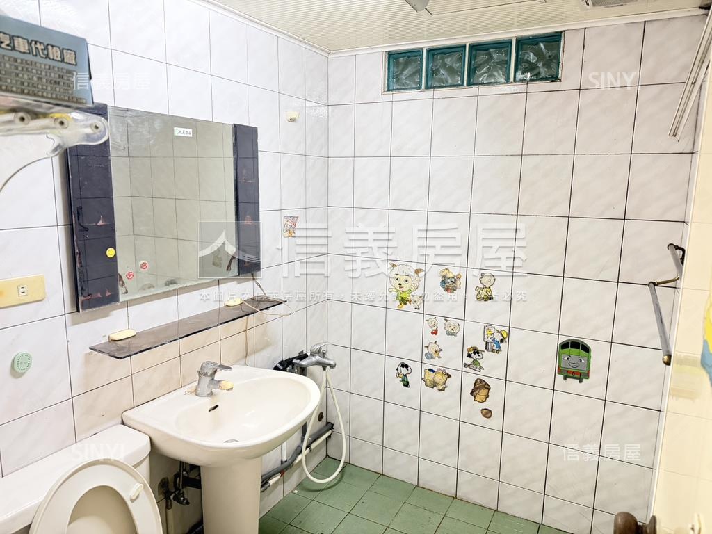 仁愛巨星～巨房屋室內格局與周邊環境