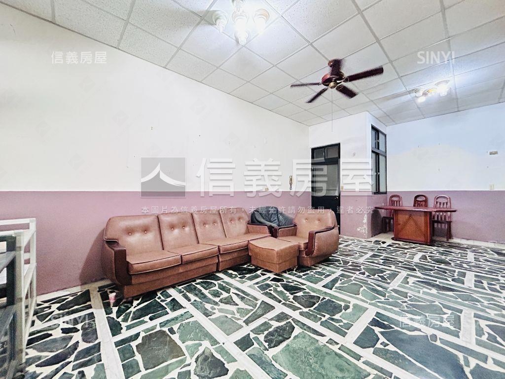 近小檜溪重劃區住商用透天房屋室內格局與周邊環境