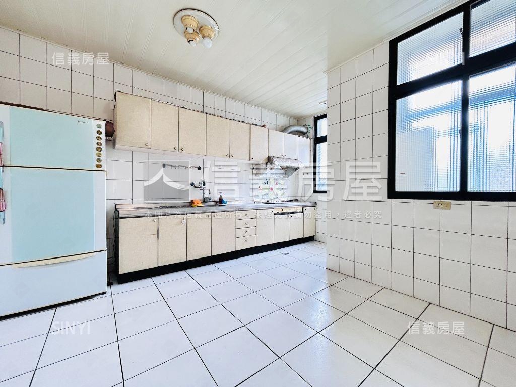 近小檜溪重劃區住商用透天房屋室內格局與周邊環境