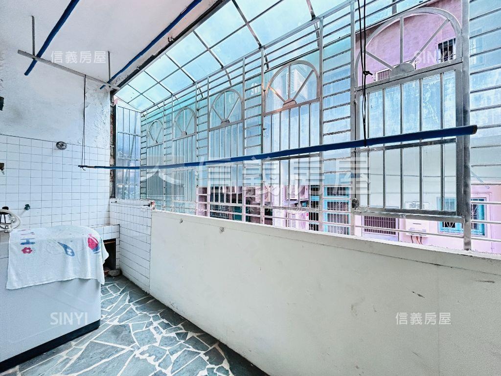 近小檜溪重劃區住商用透天房屋室內格局與周邊環境