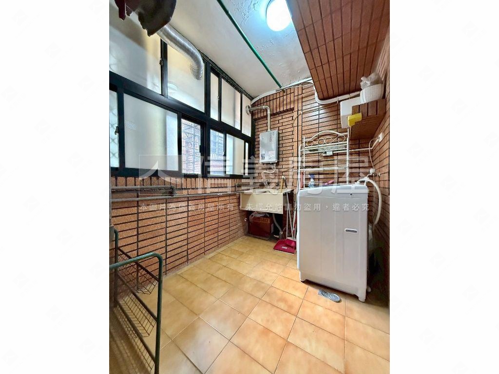 大直搶手採光宅房屋室內格局與周邊環境