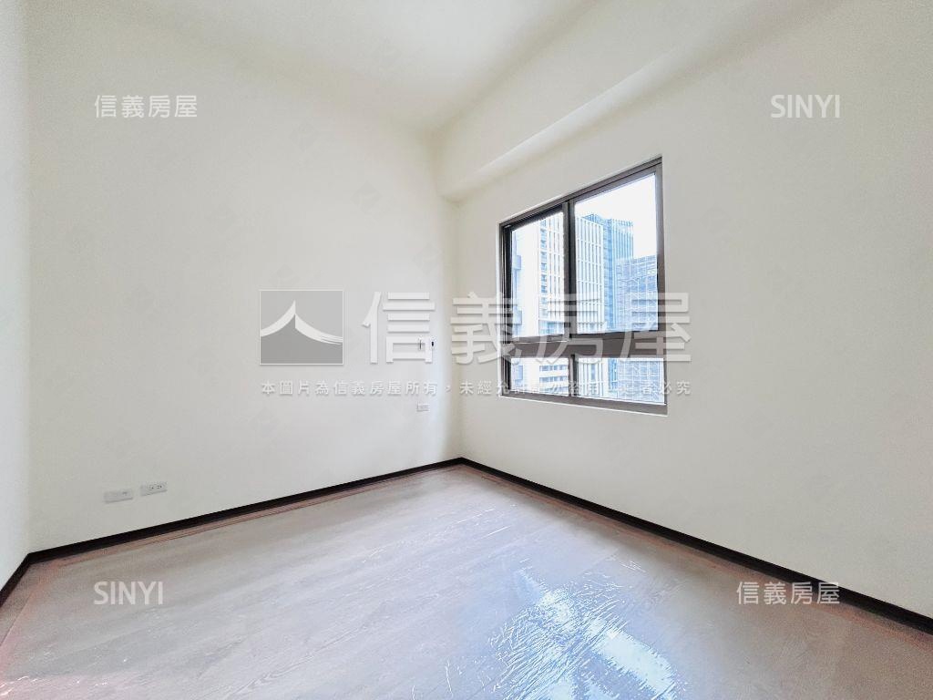 麗寶普羅旺斯兩房車位房屋室內格局與周邊環境