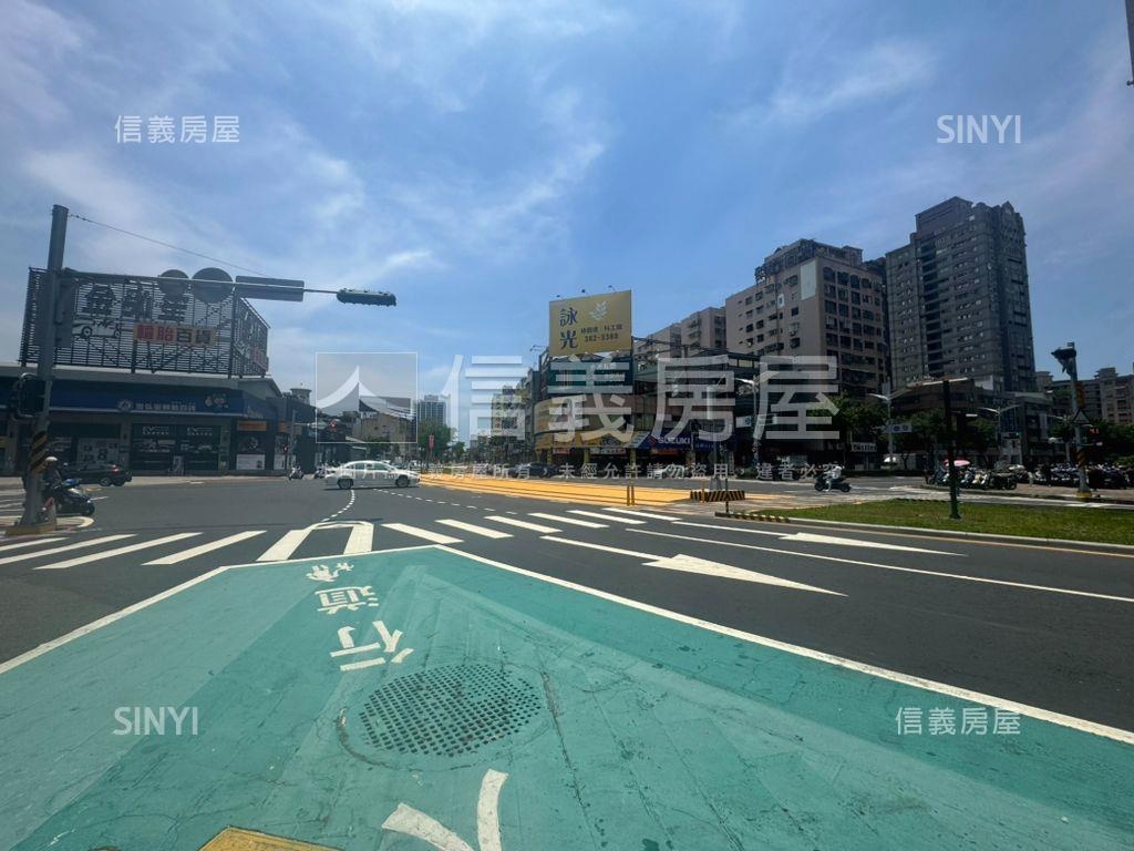近輕軌邊間採光三房美寓房屋室內格局與周邊環境