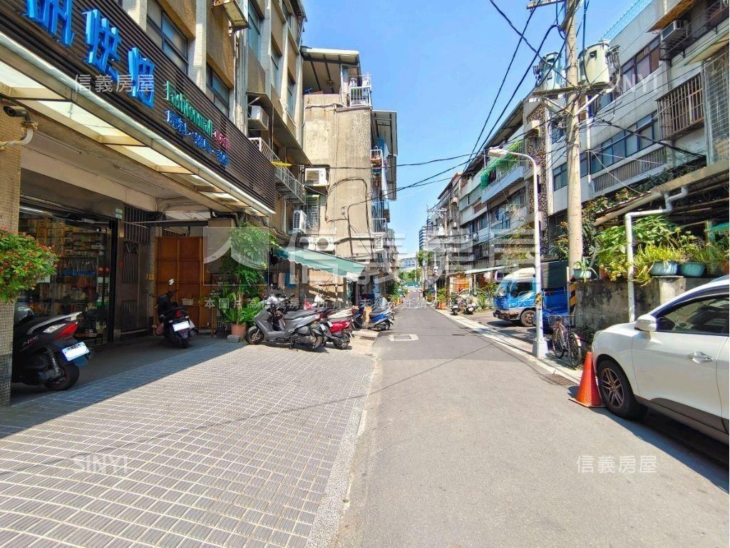 近未來捷運收租珠寶盒房屋室內格局與周邊環境