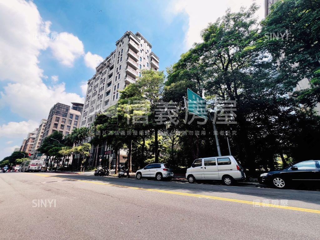 近未來捷運收租珠寶盒房屋室內格局與周邊環境