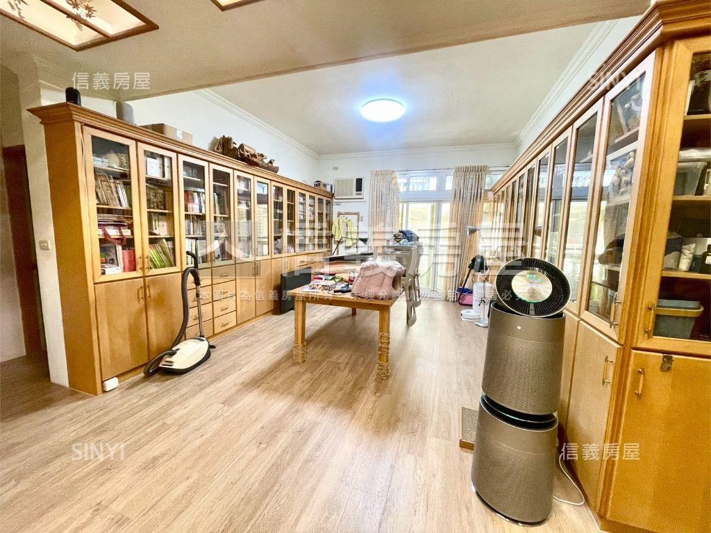 採光美裝潢稀有大三房房屋室內格局與周邊環境