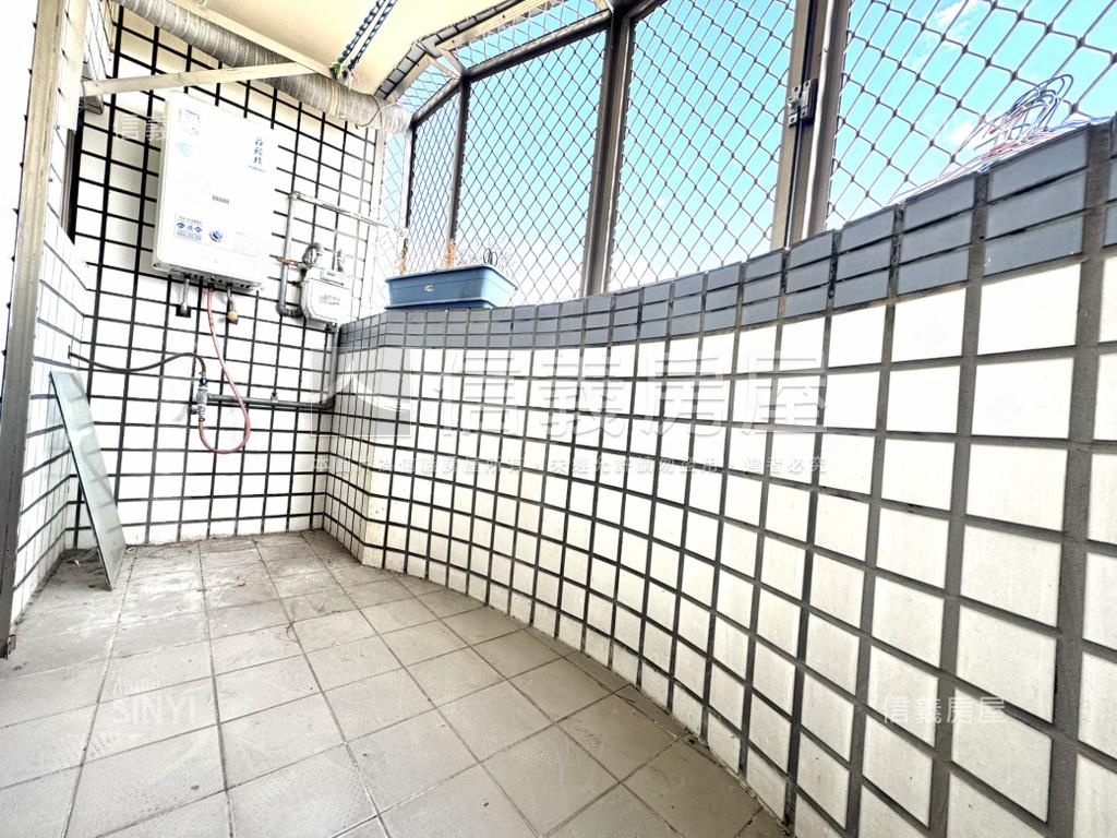 東區高樓層３房視野戶房屋室內格局與周邊環境