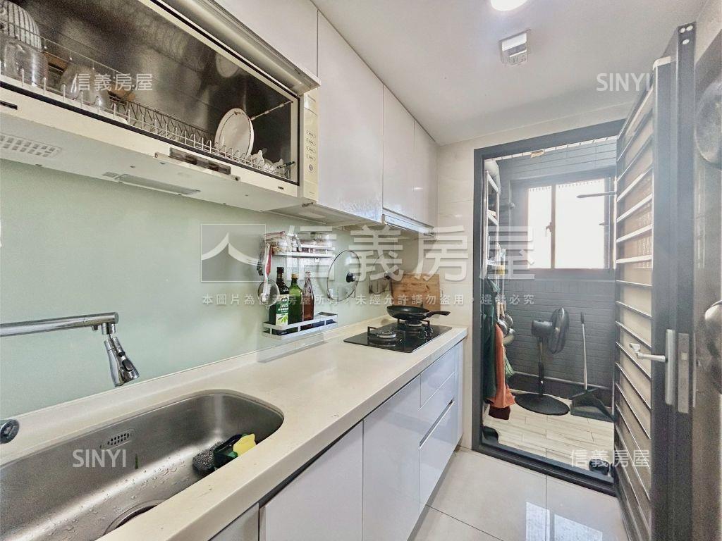 稀有高樓層美景角間三房房屋室內格局與周邊環境