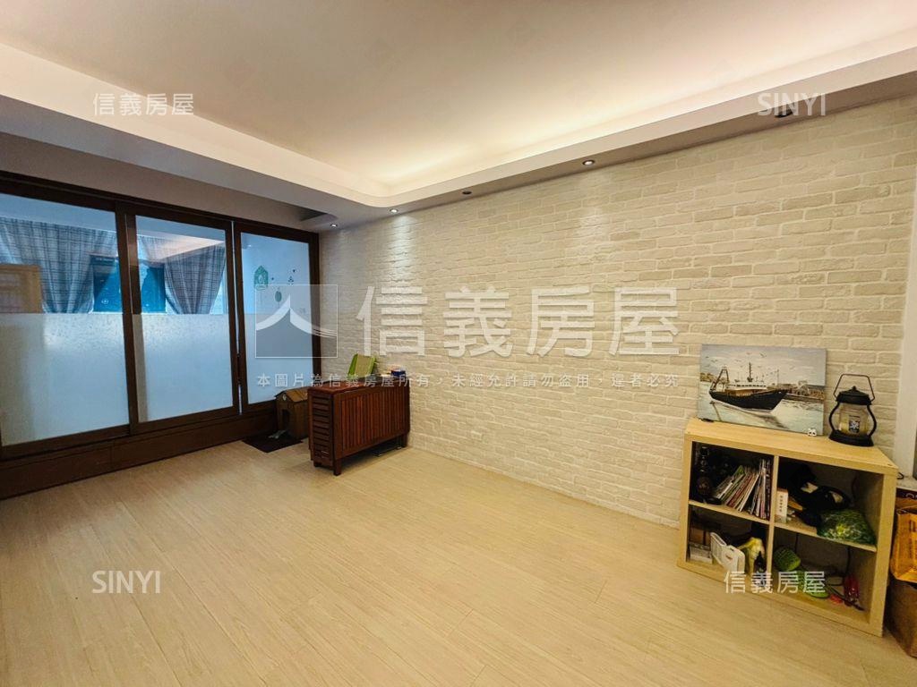 精美２房商三土地潛力三樓房屋室內格局與周邊環境