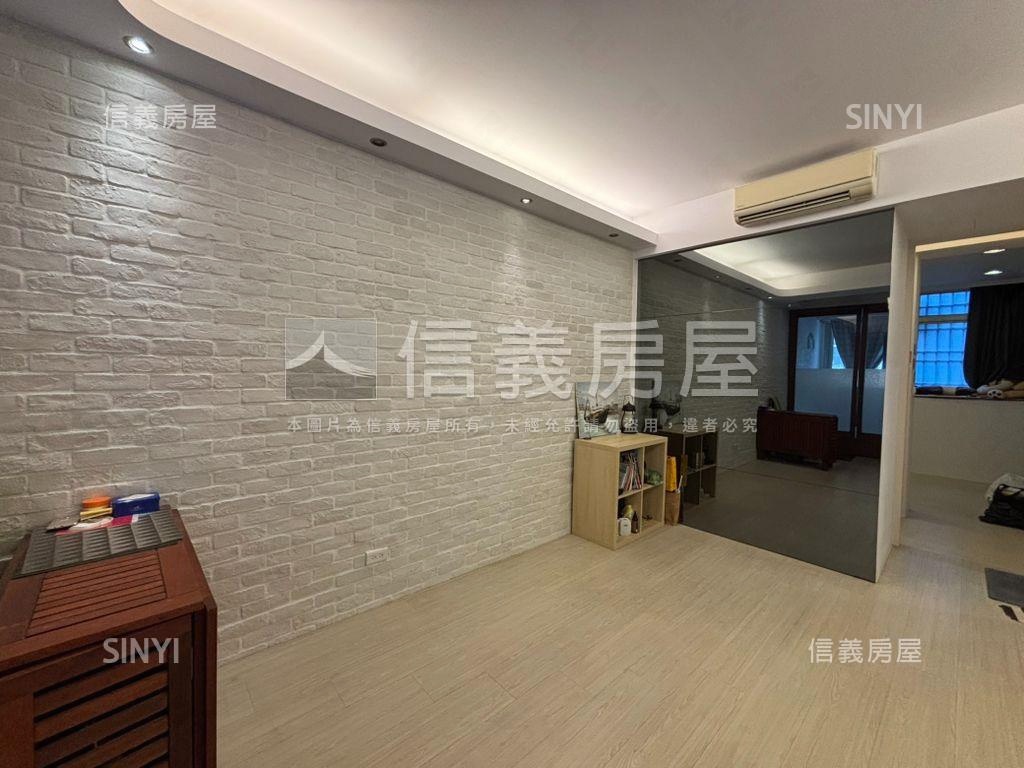 精美２房商三土地潛力三樓房屋室內格局與周邊環境