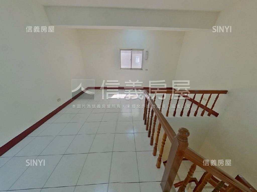 縣政十九街清雅透天房屋室內格局與周邊環境