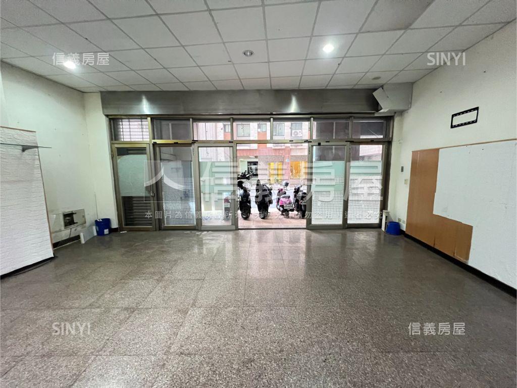 賺錢大面寬店住合一房屋室內格局與周邊環境