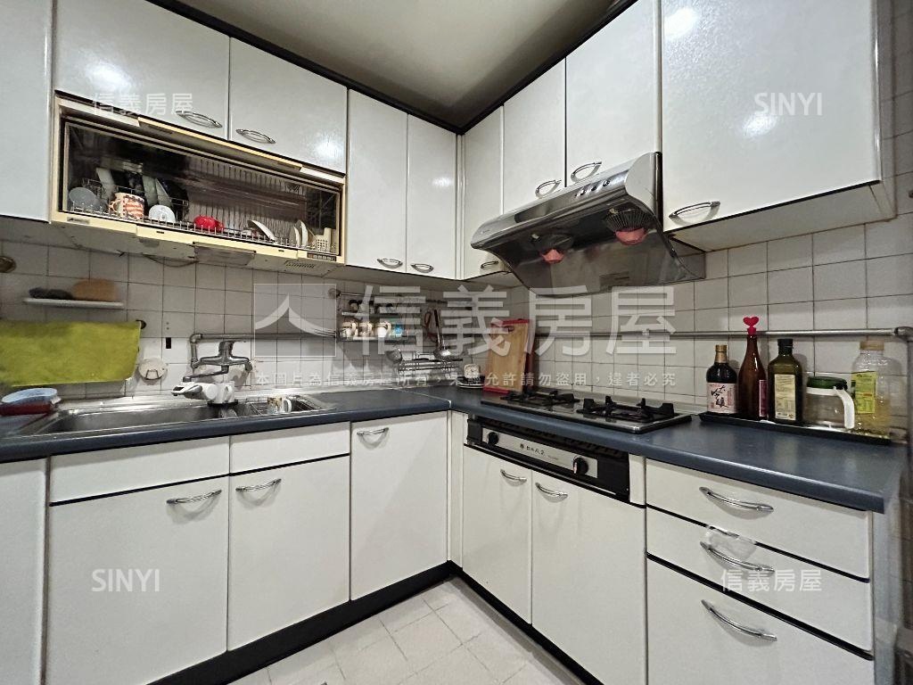 聯合二村林蔭朝南３樓房屋室內格局與周邊環境