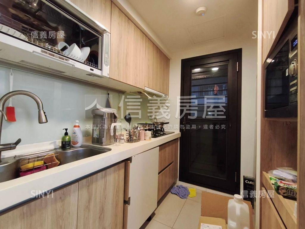 央北邊間大兩房平面車位房屋室內格局與周邊環境