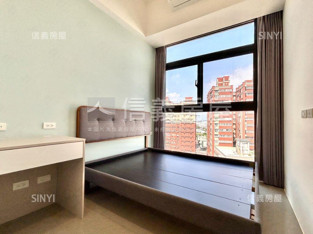 多城Ｈ＆Ｍ輕奢三房雙平車房屋室內格局與周邊環境