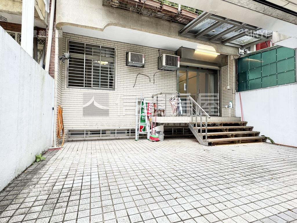 雙敦靜巷一樓庭院好停車房屋室內格局與周邊環境