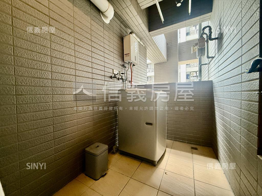 四季水悅三房平車房屋室內格局與周邊環境