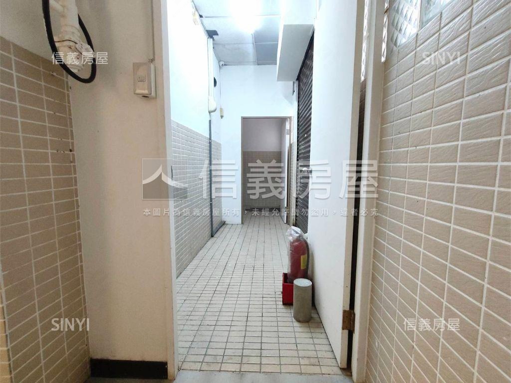 近文德站面寬大庭院店住辦房屋室內格局與周邊環境