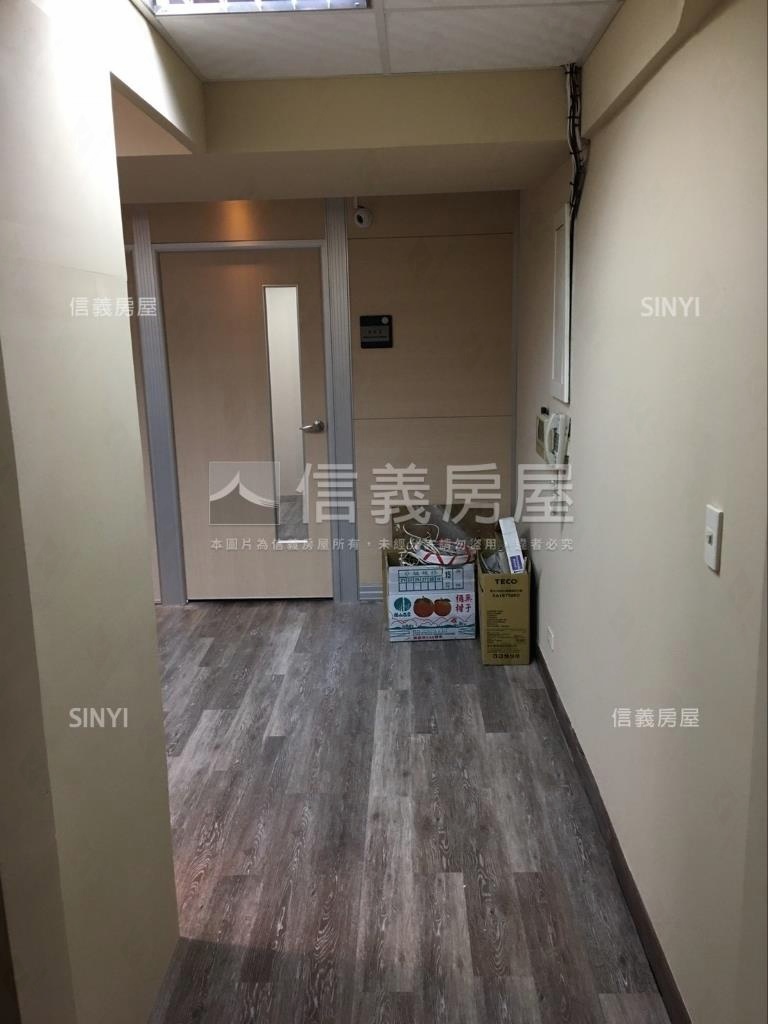 文心路置產商辦首選房屋室內格局與周邊環境