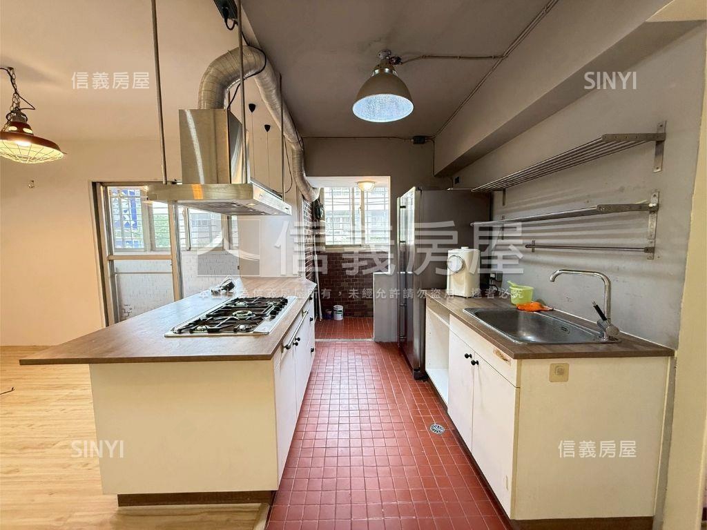 【專任】市政南二路美三房房屋室內格局與周邊環境