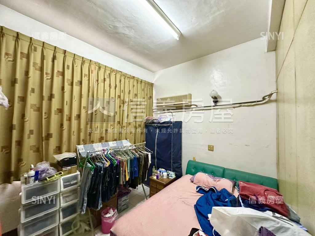 近後驛捷運正街騎樓透天房屋室內格局與周邊環境