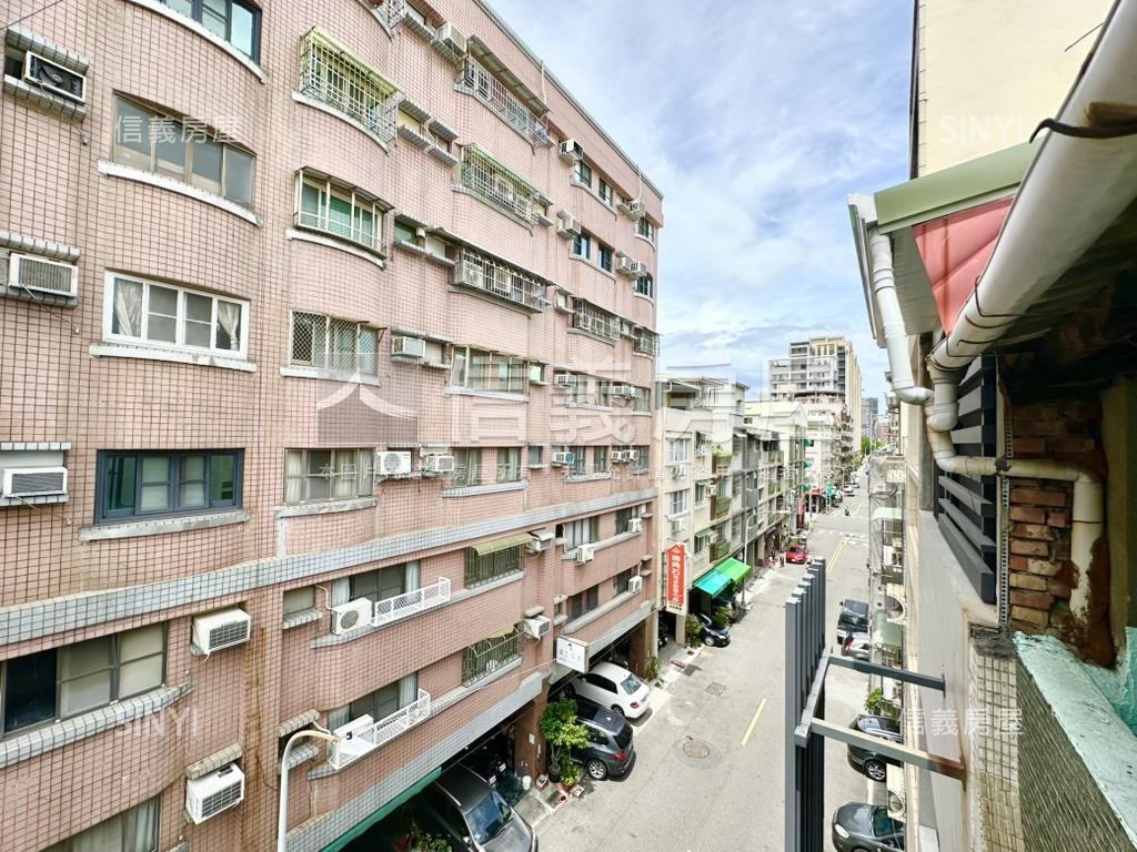 近後驛捷運正街騎樓透天房屋室內格局與周邊環境