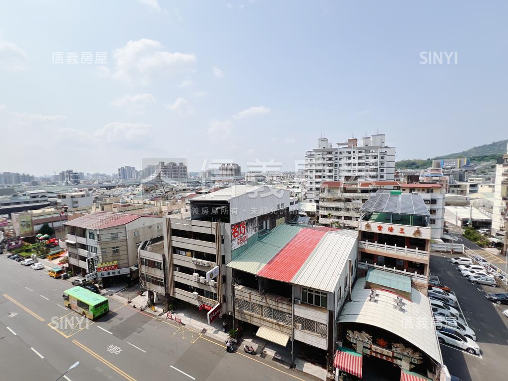 山河匯三房平車房屋室內格局與周邊環境