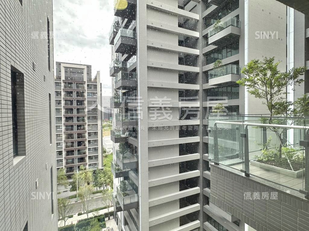 寶輝綠生活三房平車房屋室內格局與周邊環境