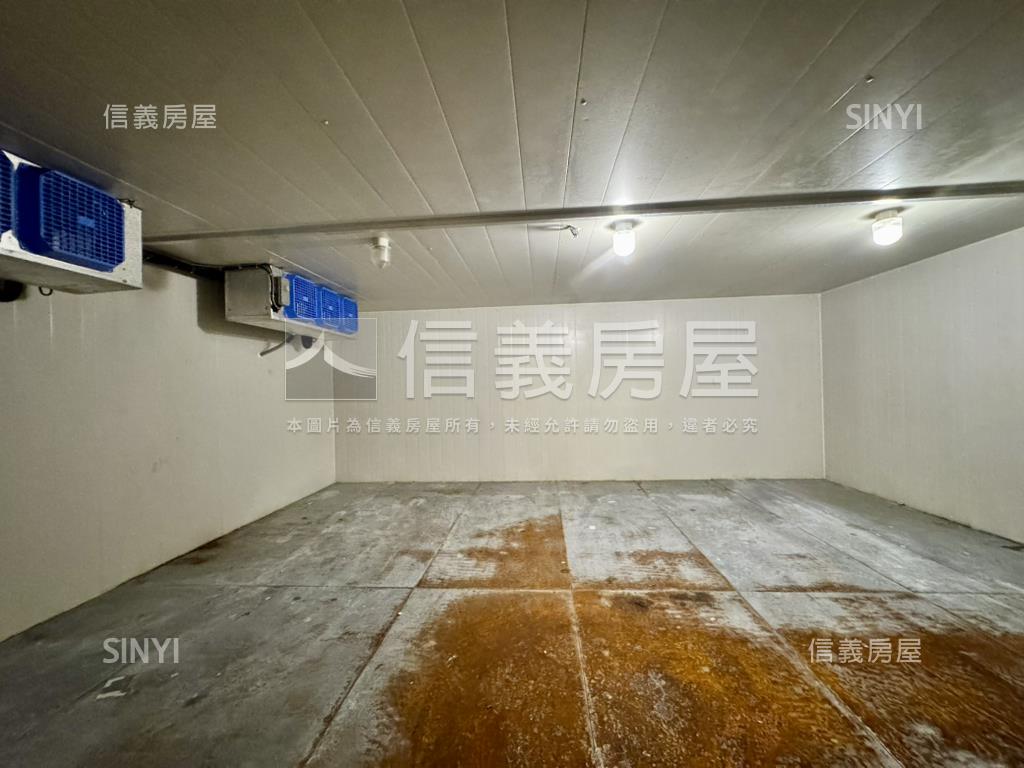 近雙子星中華路商四透天房屋室內格局與周邊環境
