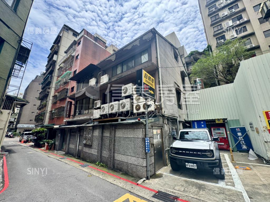 近雙子星中華路商四透天房屋室內格局與周邊環境