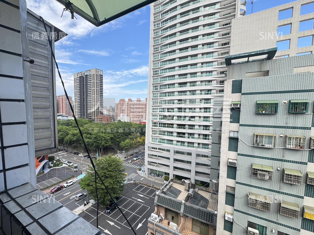 近捷運有陽台看公園小套房房屋室內格局與周邊環境