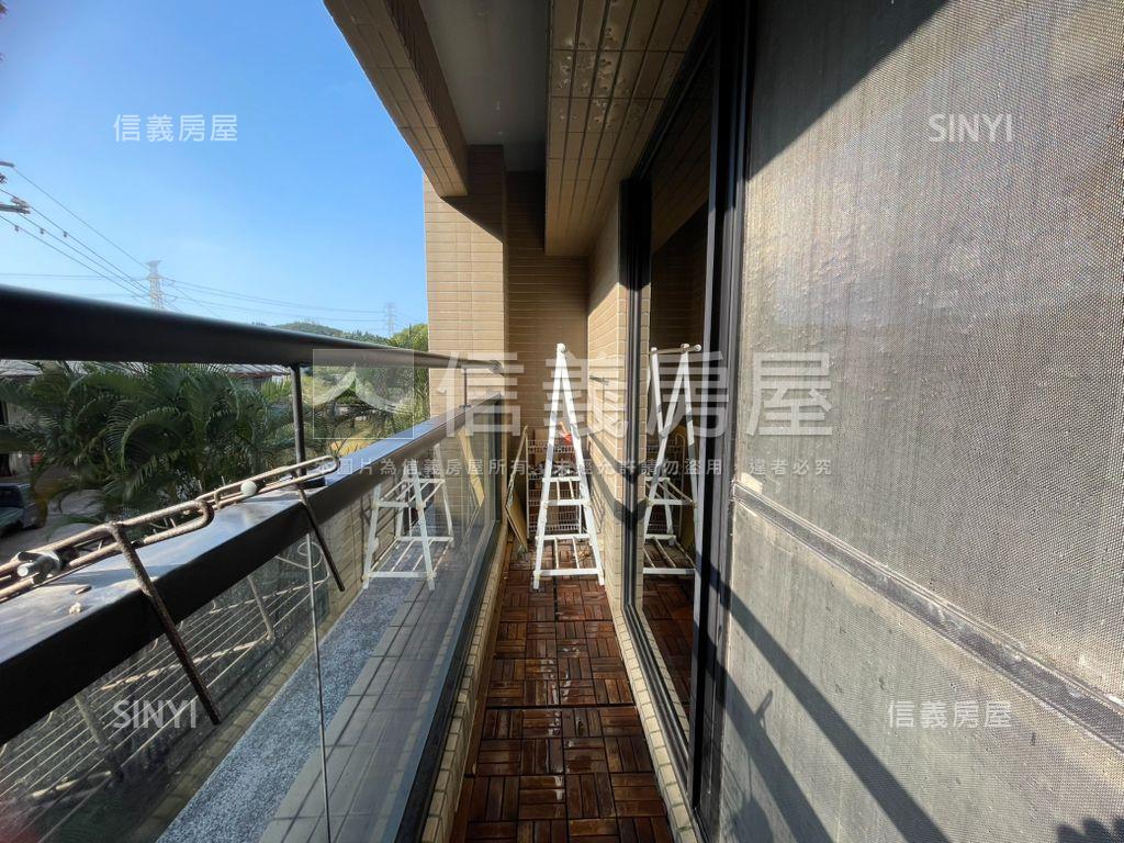 寶筑君品３房平面車位房屋室內格局與周邊環境