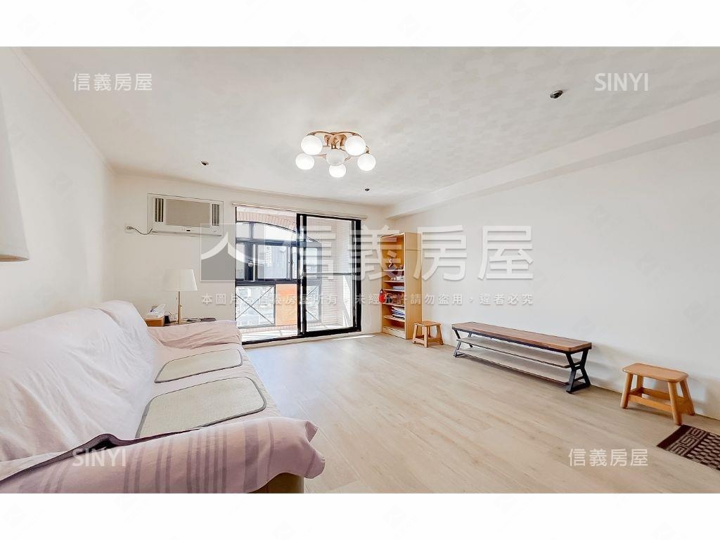 專任國泰維瓦第三房房屋室內格局與周邊環境
