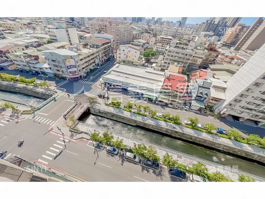 專任國泰維瓦第三房房屋室內格局與周邊環境