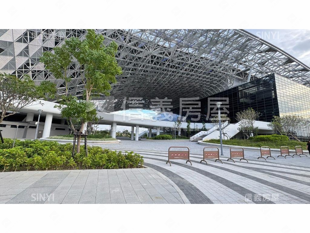 近水湳經貿邊間大地坪Ｃ房屋室內格局與周邊環境