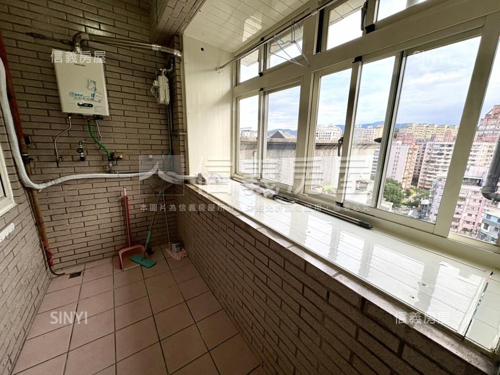 新店安德小資電梯兩房房屋室內格局與周邊環境