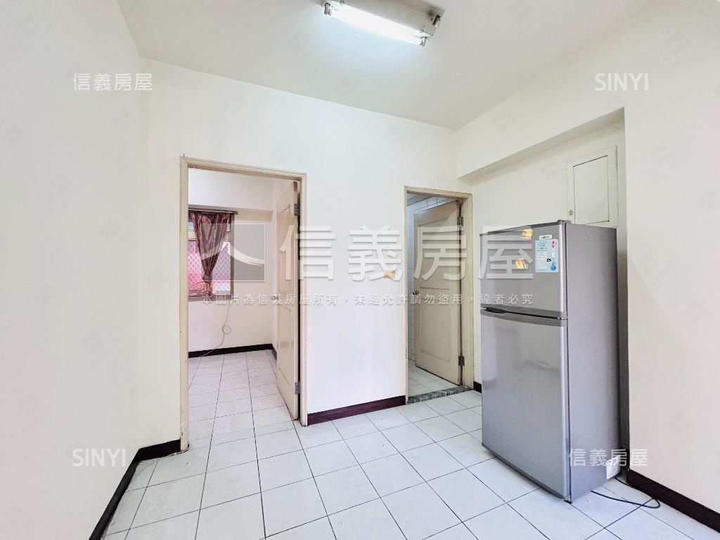 中正路舒適兩房房屋室內格局與周邊環境