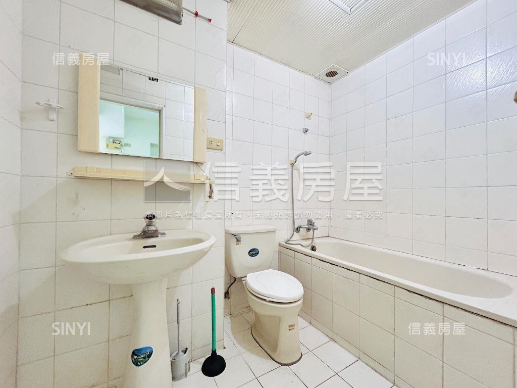 中正路舒適兩房房屋室內格局與周邊環境