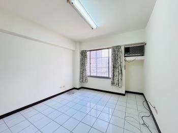 中正路舒適兩房