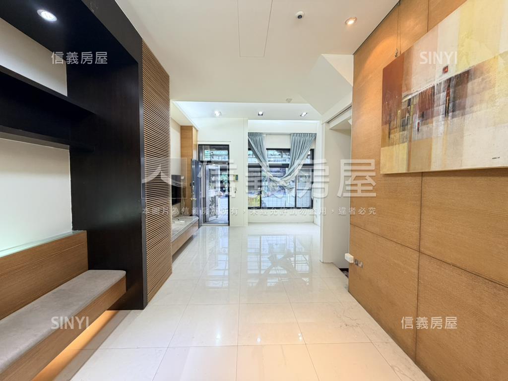 近機捷臨路前院別墅房屋室內格局與周邊環境