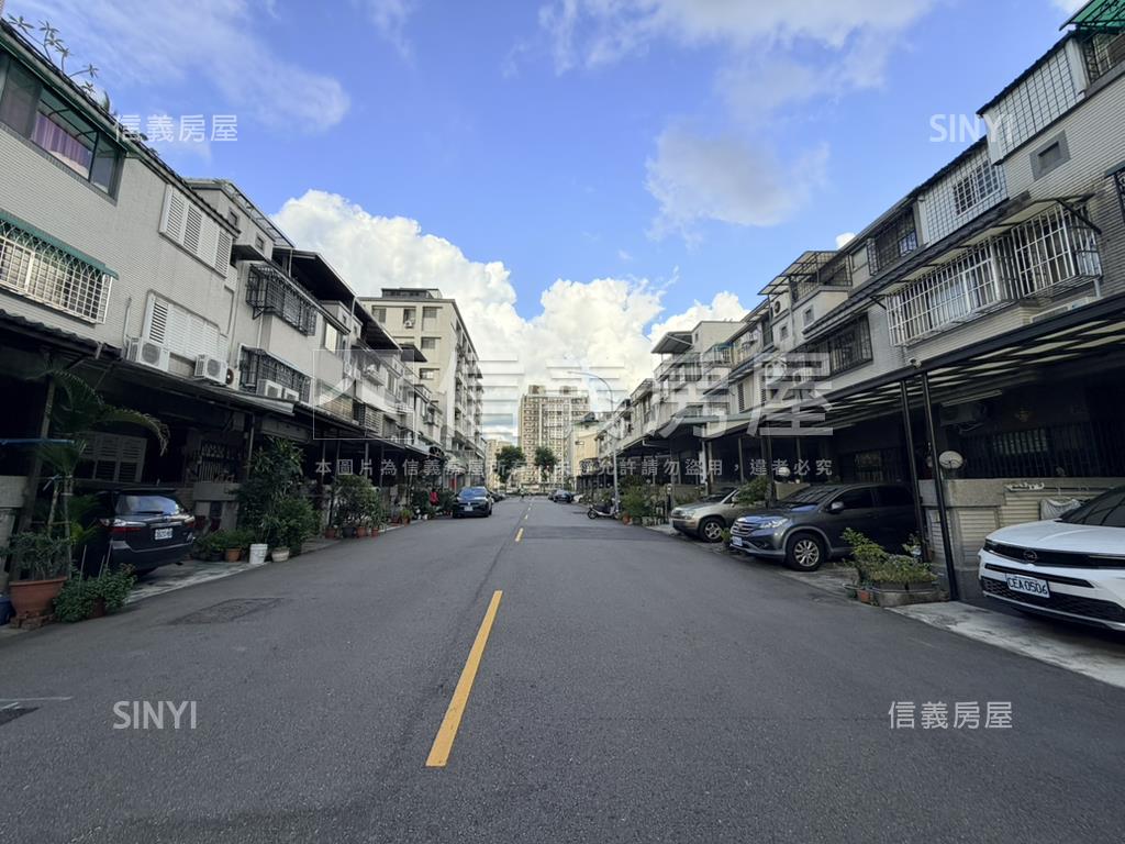 近機捷臨路前院別墅房屋室內格局與周邊環境