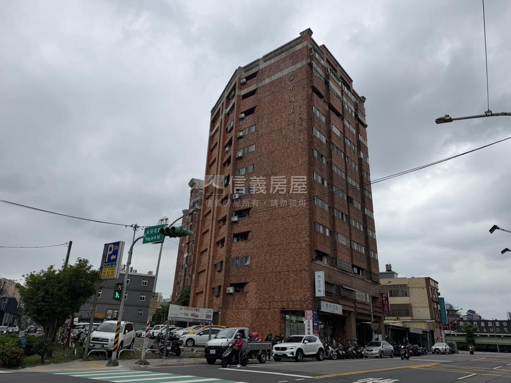 中國龍。收租套房６Ａ房屋室內格局與周邊環境