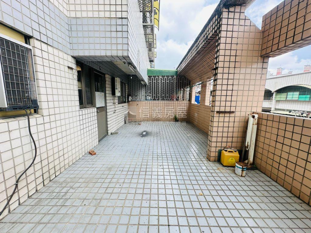 復國商圈採光３房有大露台房屋室內格局與周邊環境