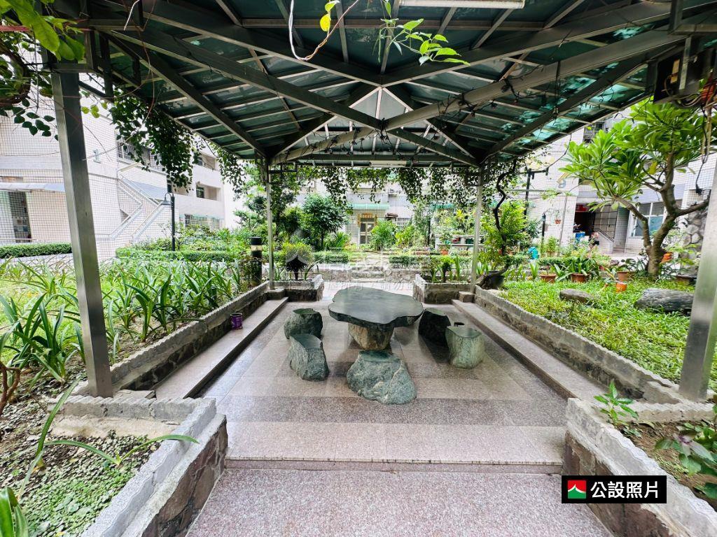 復國商圈採光３房有大露台房屋室內格局與周邊環境