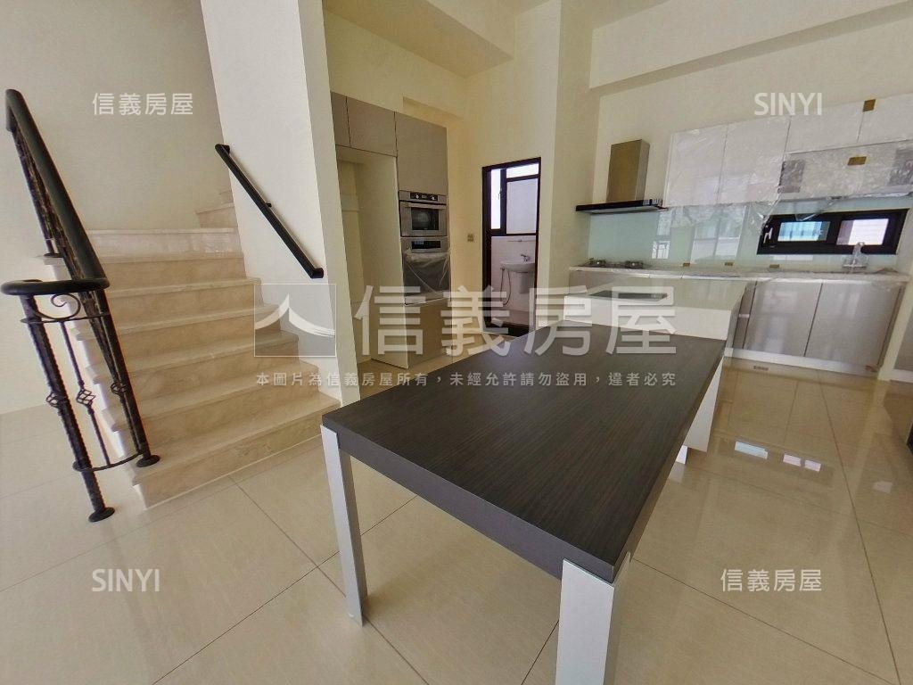 森榮耀金透店房屋室內格局與周邊環境