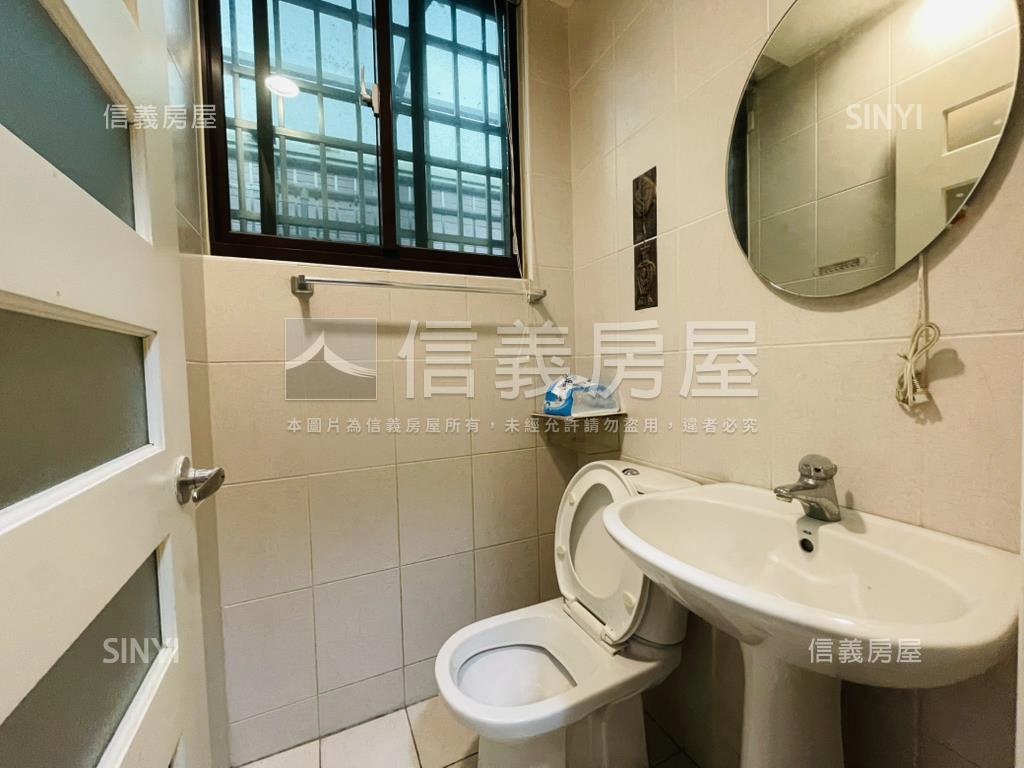 中醫商圈城心別墅專任釋出房屋室內格局與周邊環境