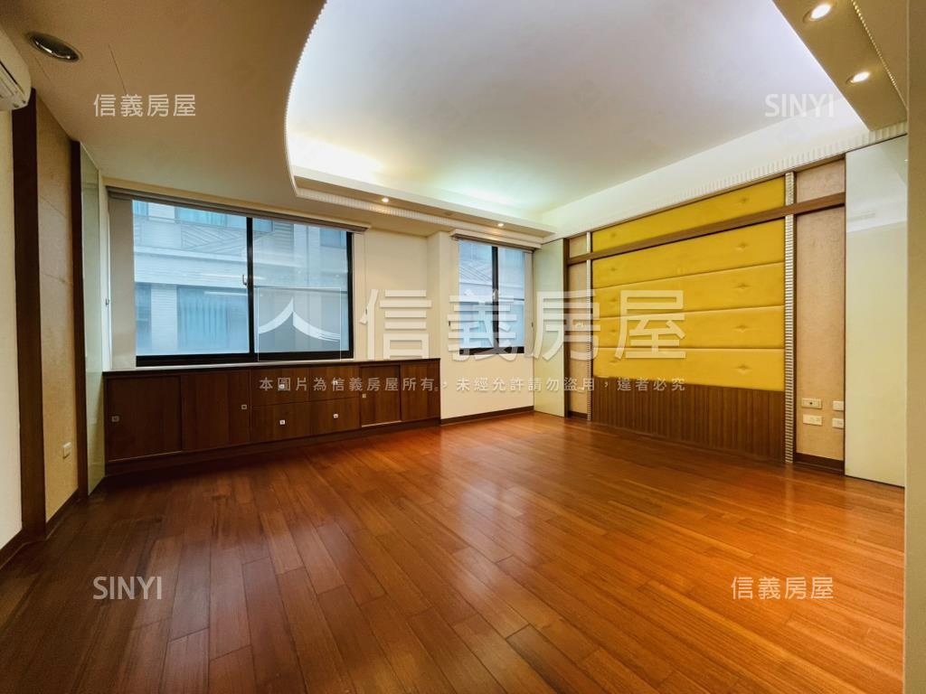 中醫商圈城心別墅專任釋出房屋室內格局與周邊環境