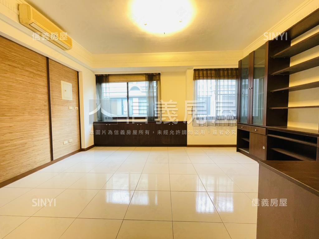 中醫商圈城心別墅專任釋出房屋室內格局與周邊環境