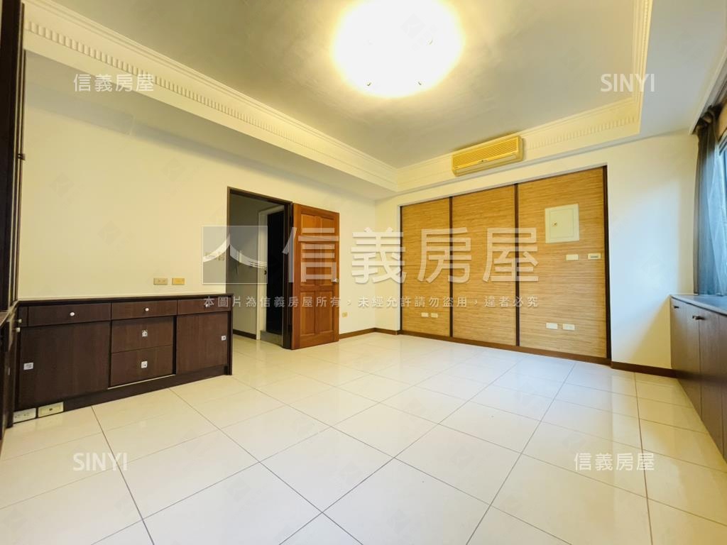 中醫商圈城心別墅專任釋出房屋室內格局與周邊環境